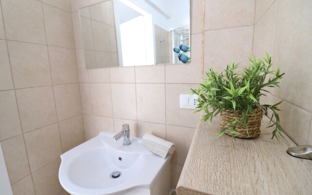 Luisa Holiday House With Air Conditioning And Balcony