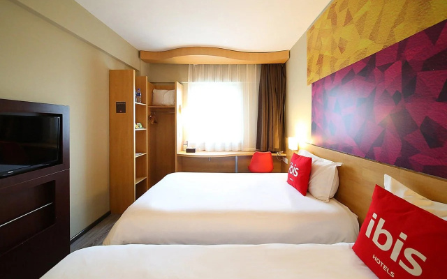 ibis Nanjing Zhonghua