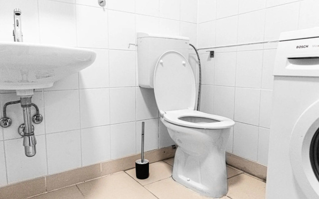 Joyful Apartments at Superb Location near AKH Hospital