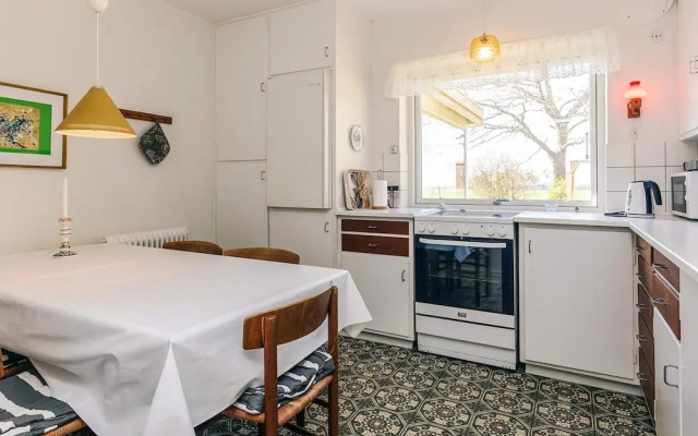 8 Person Holiday Home in Harpelunde