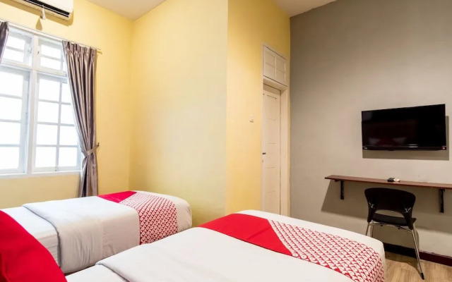 Wisma Sudirman By OYO Rooms