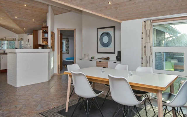 Three-Bedroom Holiday home in Hemmet 14