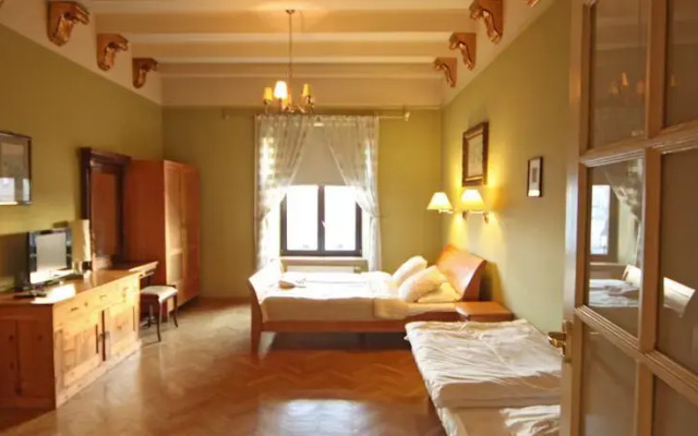 Pod Słońcem Main Market Square