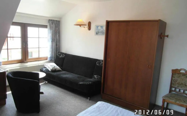 Pension Deichgraf Middelhagen