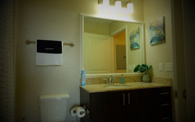 Northwest Tampa 1 BR and 2 BR Apt by Frontdesk