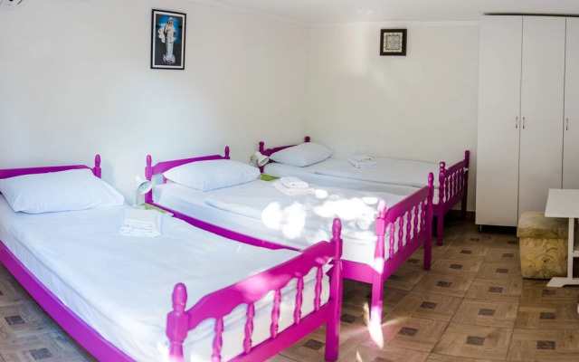 Family guesthouse in forest Ana & Stjepan Nikolic