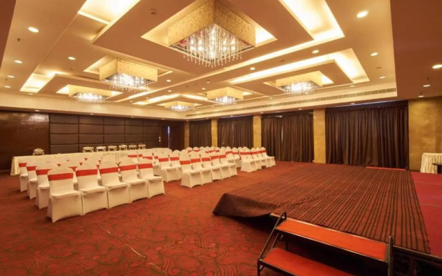Gis Select Banjara Hills