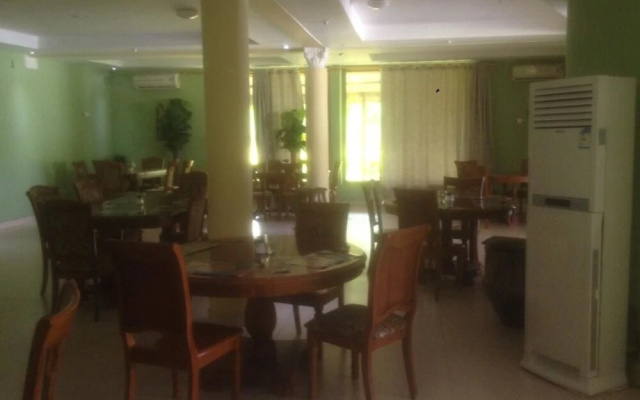 Majestic Ville Hotel Resort