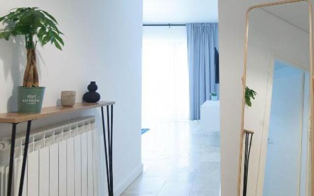 Mirage Sunset Mamaia Apartment D1