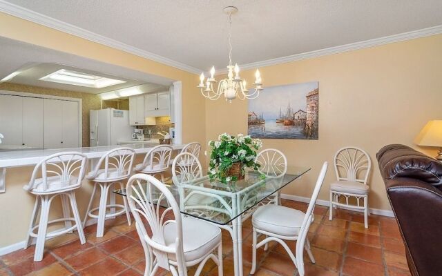 Shoreline 2023 Condo by RedAwning