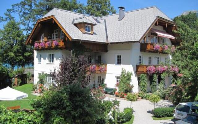 Landhaus Leitner am Wolfgangsee****, Apartments