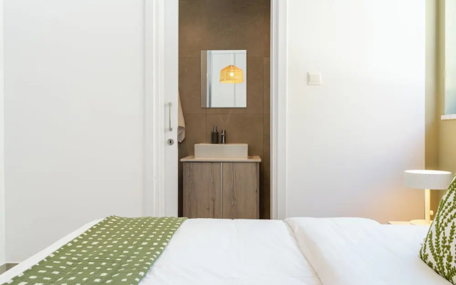 Solenne Stylish 2-BR Apt in Larnaca