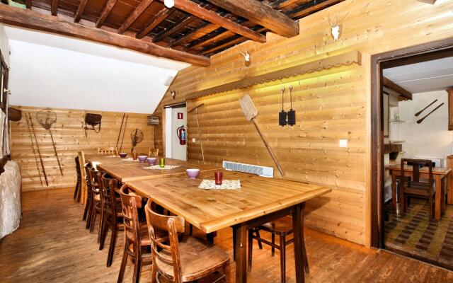 Vibrant Holiday Home in Durbuy with Garden