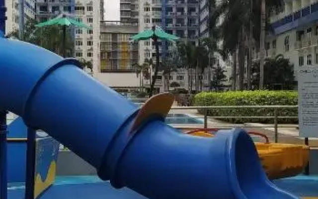 Staycation Sea Residences MOA Jermel