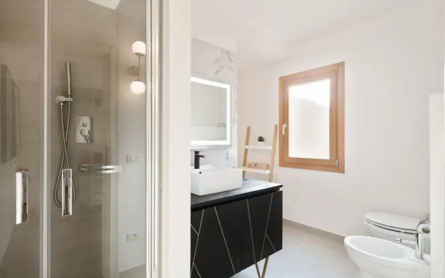 Santa Croce Flat - Modern Apartment