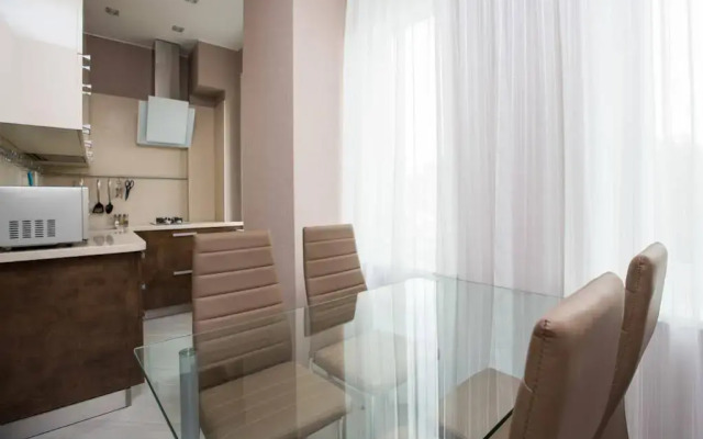 Balmont Apartments Park Kultury