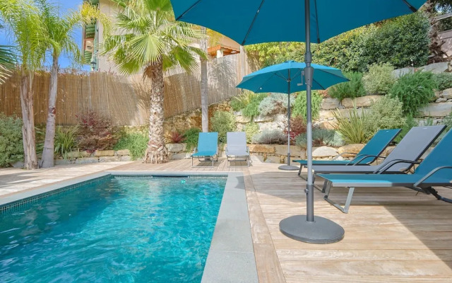 Villa Deva - 5 Bedrooms - Heated Pool