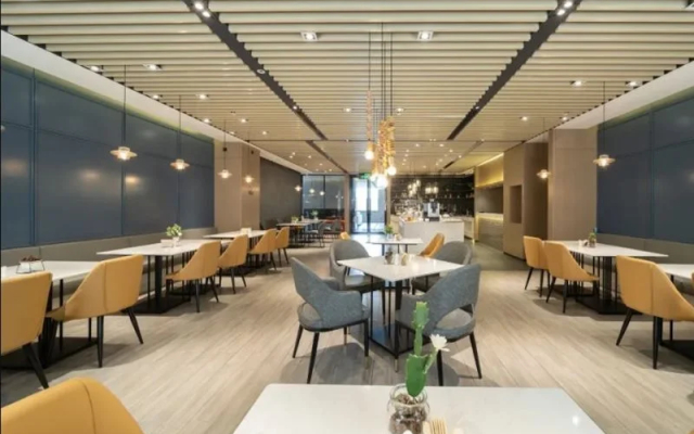 Atour Hotel(Changchun International Convention and Exhibition Center Ecological Plaza)