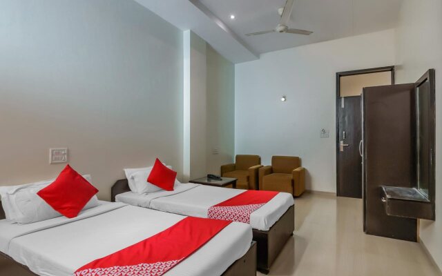 Hotel Rainbow Inn by OYO Rooms