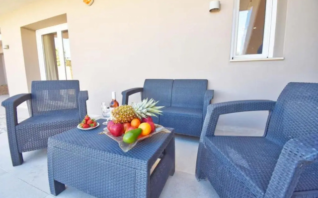 Alikes Deluxe Houses - 300m from the beach