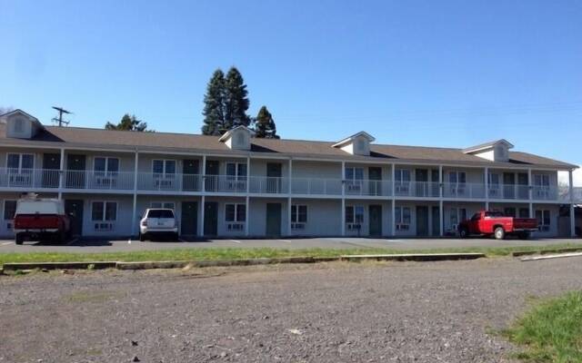 All Suites Inn Budget Host