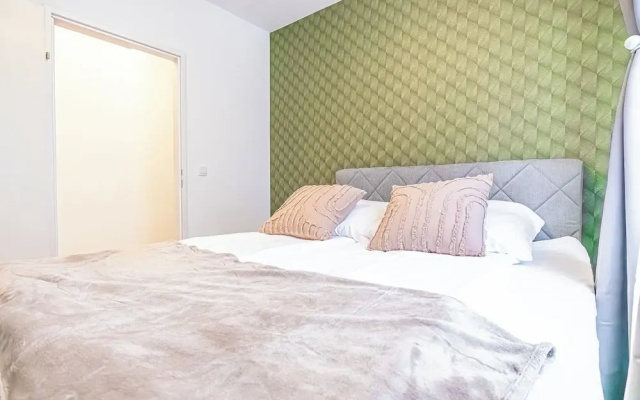 Amazing 2BR 1LR Apt Near Donaustadt