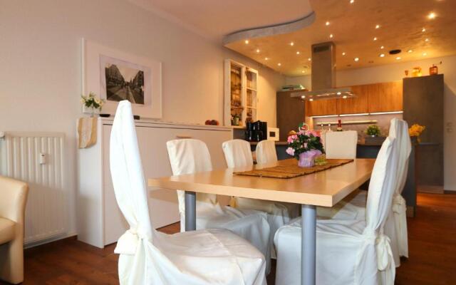 Large Comfortable Apartment, Holiday With Several Generations