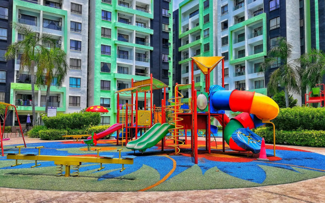 One Life Four Season Waterpark Guest House Manhattan Condominium