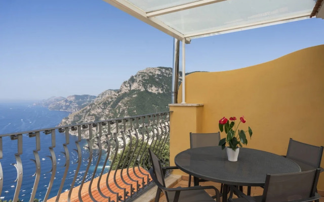 Estate4home - Villa Degli Dei