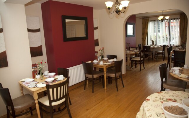 Arch House B&B and Apartments
