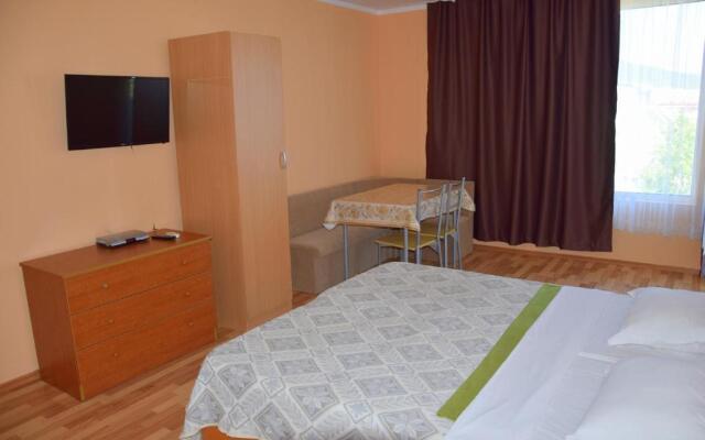 Sineva Del Sol Apartments