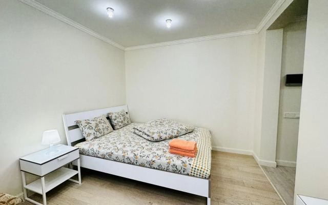 HotelRoom24 (ХотелРум24) на переулке Грузинский 12