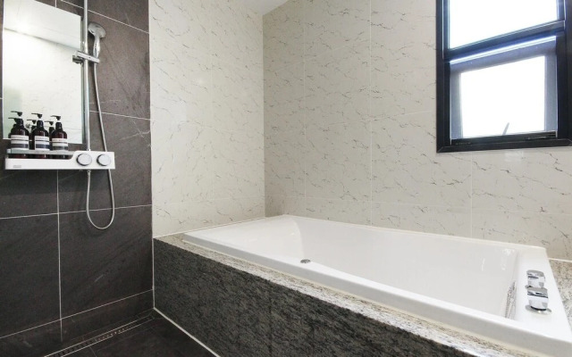 Yangsan Bukbudong Lime Hotel