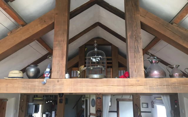 Little Pentre Barn with seasonal Swimming Pool