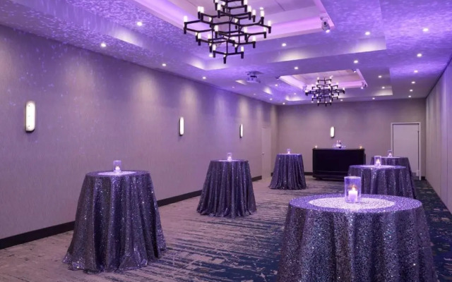 Four Points by Sheraton Point Edward Sarnia