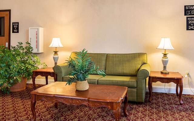 Econo Lodge Andrews Air Force Base