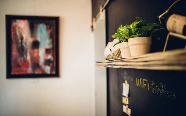 So Art Guesthouse & Hostel