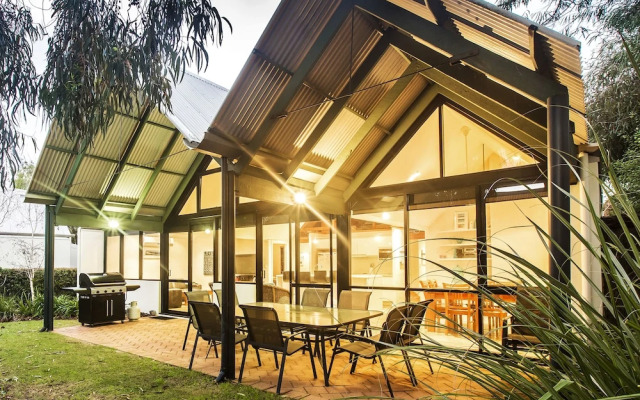 Whalers Cove Villas
