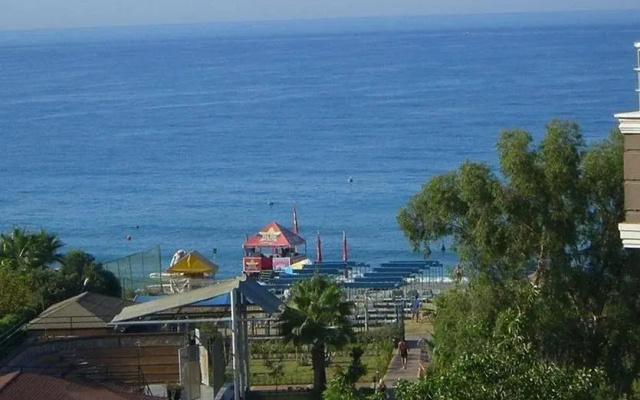 B2b Senza Inova Beach Hotel