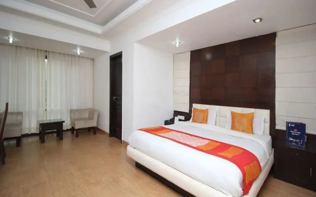 OYO 1679 Value Hotel