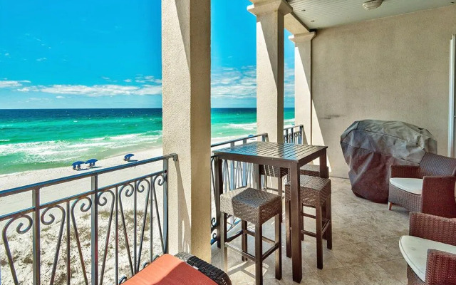 Bella Vizio by RedAwning