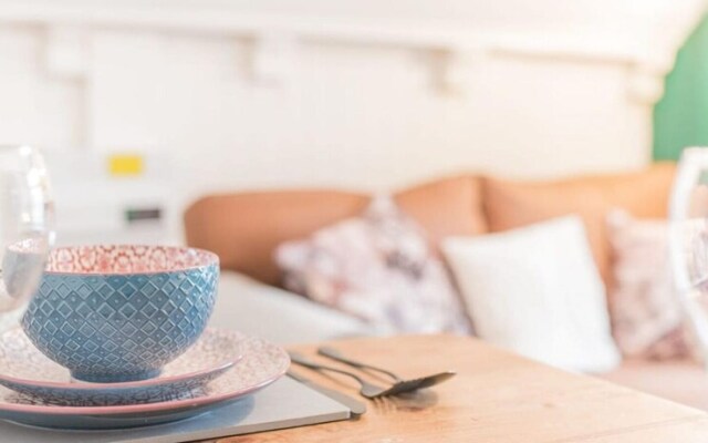 24hr Check-in Pet-friendly Apartment Fast Wifi