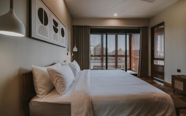 New 4 Br 5 Min Walk To Berawa Beach Enclosed Livng – Guest Rooms – Tibubeneng