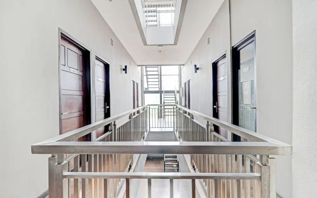 OYO 94732 D River Cihampelas