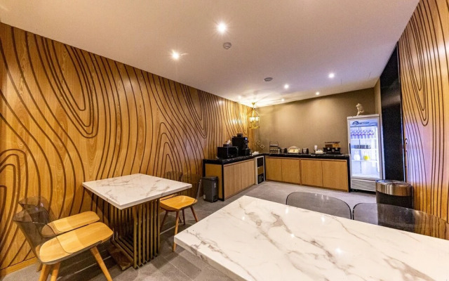 Gunsan Mari Hotel (Naun Branch)