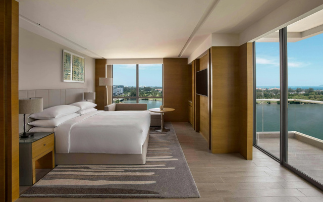 Kota Kinabalu Marriott Hotel – Guest Rooms – Kota Kinabalu