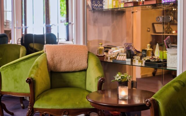 The Town House - Adults Only