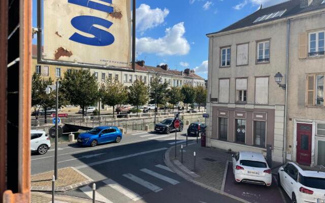 Studio chaleureux Le Coeur -Troyes Centre Ville