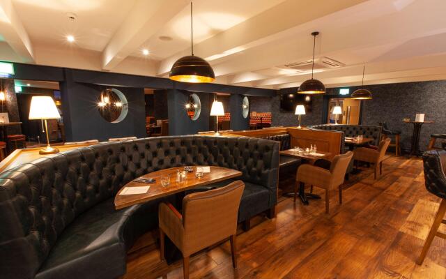 Best Western Plus White Horse Hotel
