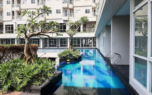 Minimalist Studio Room at Bintaro Icon Apartment